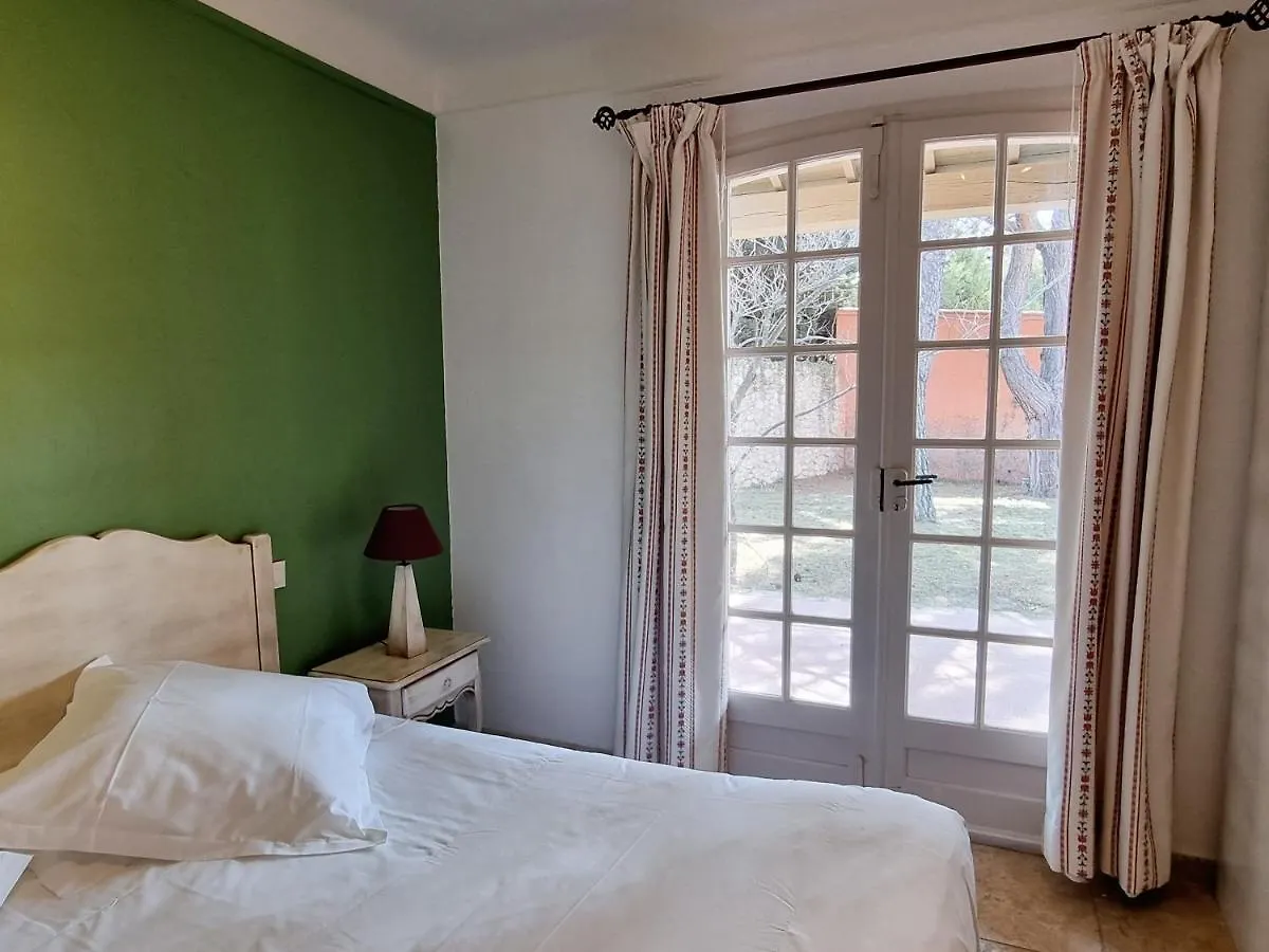 *** Hotel Castillon Des Baux Maussane les Alpilles Frankrijk