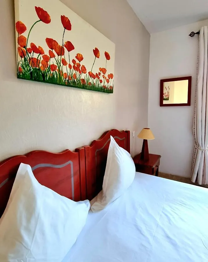 Castillon Des Baux Maussane les Alpilles Hotel